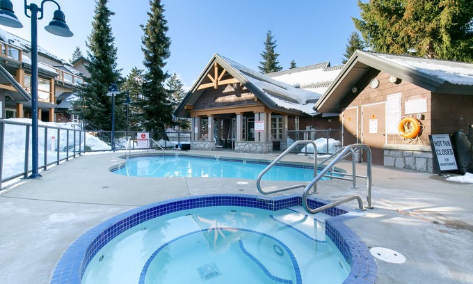 Village North Condo | Glaciers Reach by AllSeason VR
