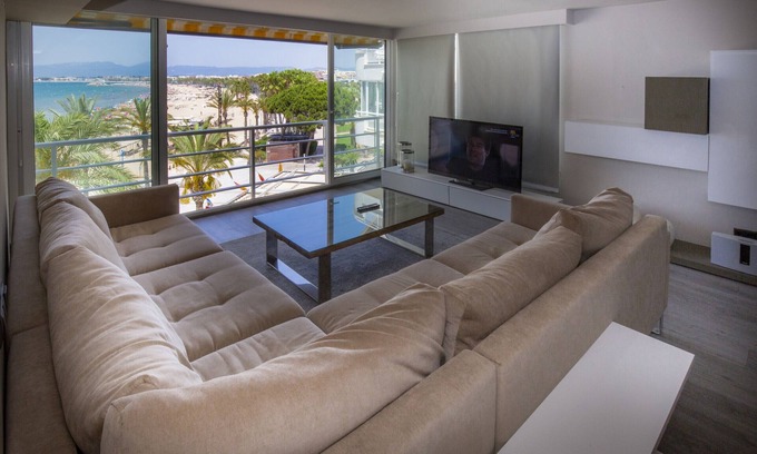 Salou City Centre Apartment | GLAM - Only Families - Sea Views Duplex Apatment