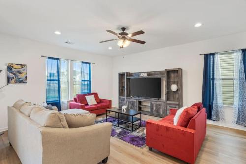 Highlands - Perkins House | Glamorous home close to LSU