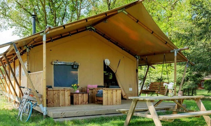 Uden House | Glamping 6-person safari tent