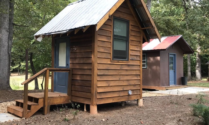 Athens House | Glamping at its best! Air, Heat, shower, toilet