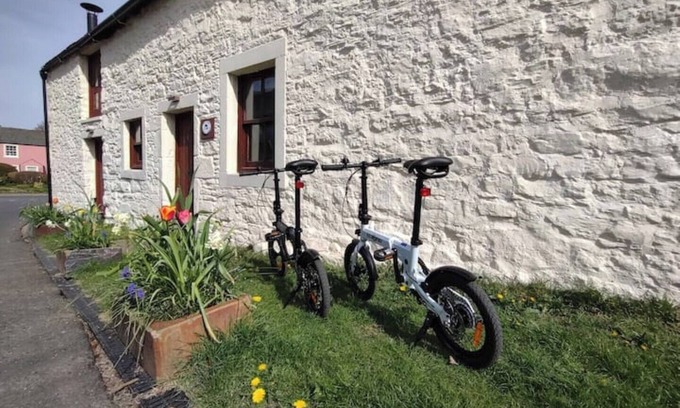 Caldbeck House | Glamping Barns & Bothy, in Caldbeck, Lake District