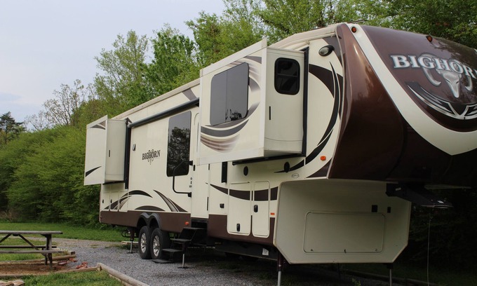 Mentone House | Glamping In Style In At 1776 RV & Campground In Mentone