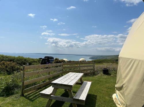 Llanybri House | Glamping Pod - Sleeps 4 - Pets - Parking