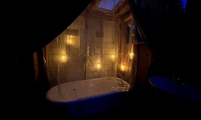 Duvall House | Glamping With Alpacas in an Eco-Friendly Dome Outside of Seattle
