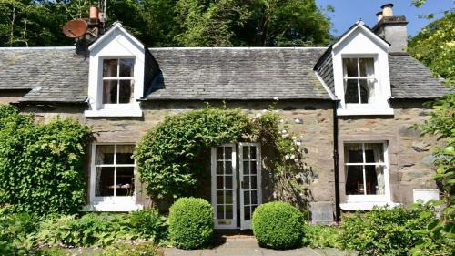 Comrie House | Glen Cottage