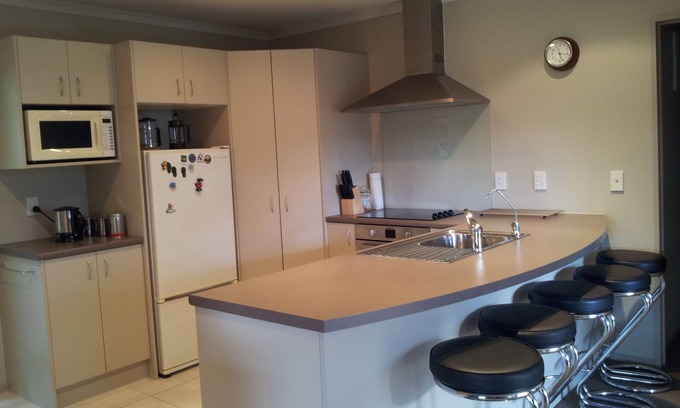 Twizel House | Glencairn Glamour