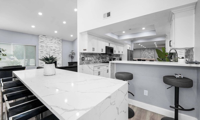 Charter Oak House | Glendora Super House!