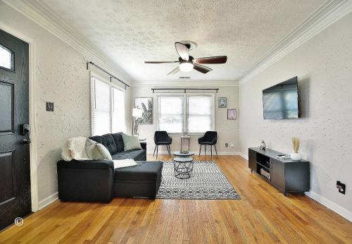Columbus House | Glenn Rd Getaway