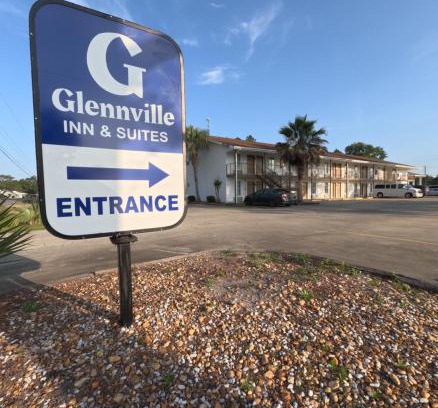 Glennville Hotel | Glennville Inn