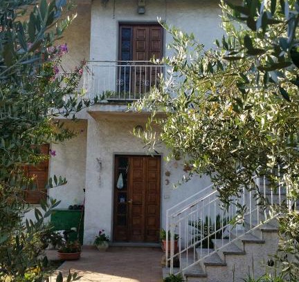 Vezzano Ligure Bed & Breakfast | Gli ulivi di Zeno