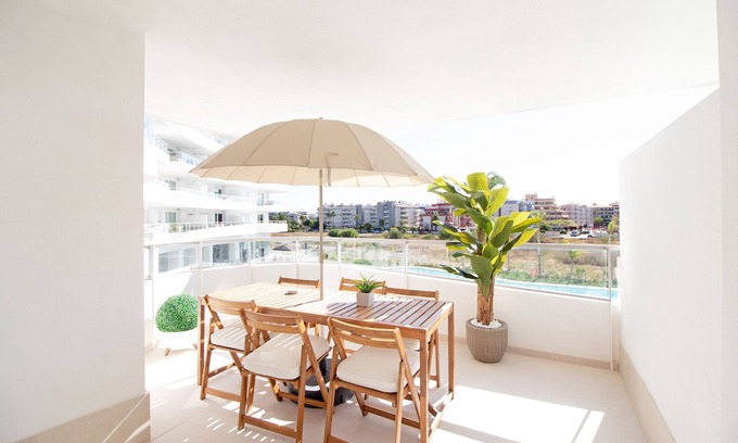 Canet de Berenguer Apartment | Global Properties: Apartment with 2 terraces in Gran Canet
