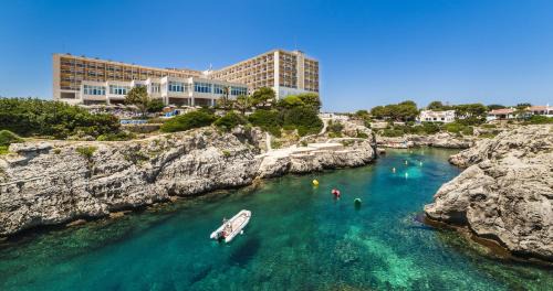 Los Delfines Hotel | Globales Almirante Farragut
