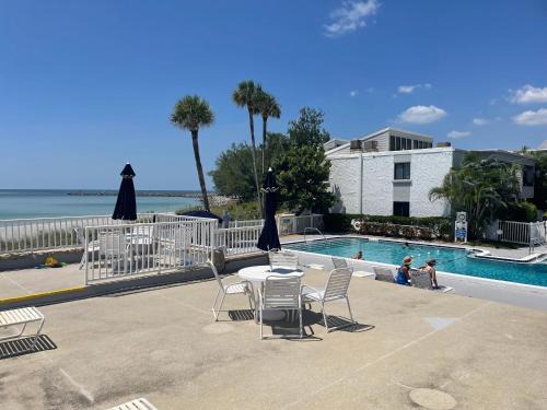 Venice Apartment | Glory Beach Haven