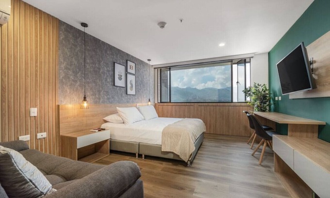 La Aguacatala Apartment | Go Living 1319 · Modern Loft near Milla de Oro w/AC by HOUSY HOST