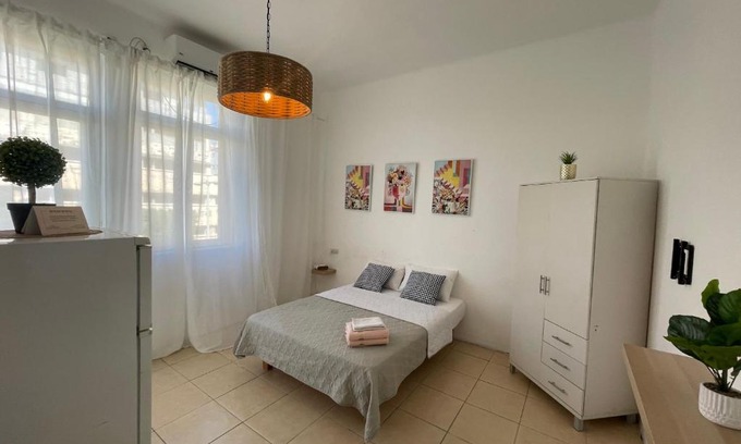 Haifa Hotel | Godson Guest House down town