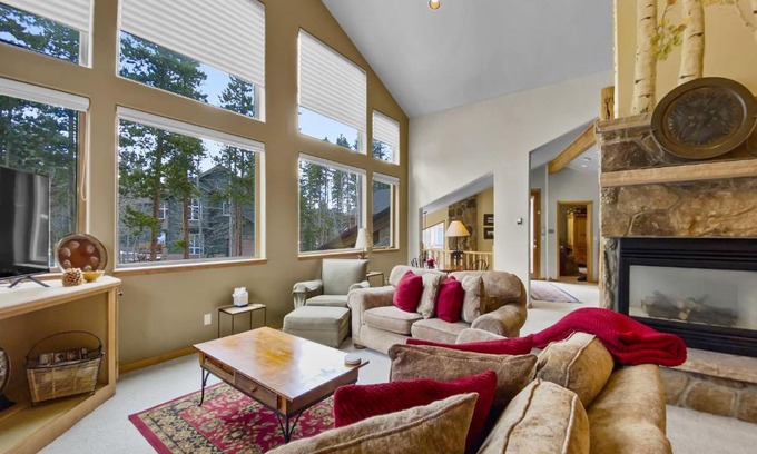 Warrior's Mark West House | Gold King Chalet townhouse