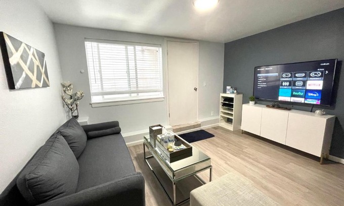 Sunset District Apartment | Golden Gate Park Sweet Home-2 bedrooms