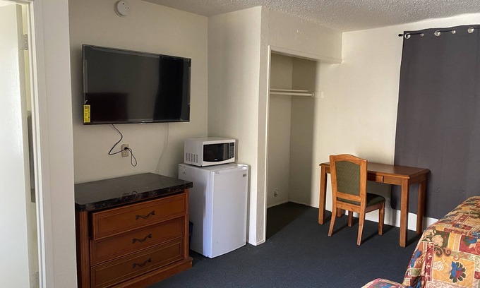 Tehachapi Hotel | Golden Hills Motel