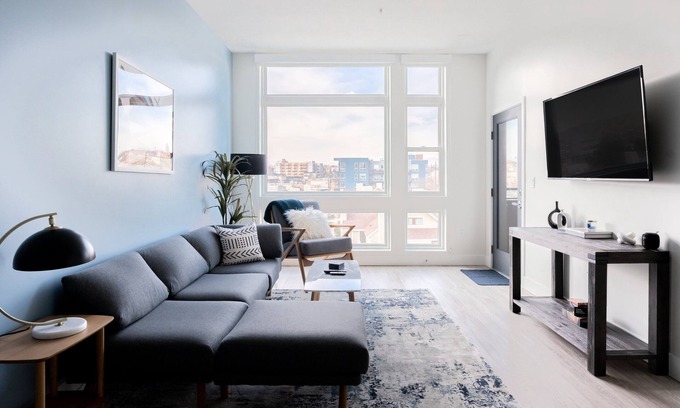 Highland Condo | Golden Hour Designer Loft | Espadin LoHi
