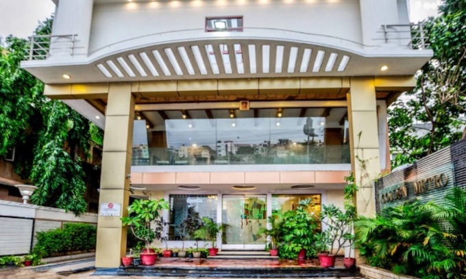 Sheshadripuram Hotel | Golden Metro Hotel