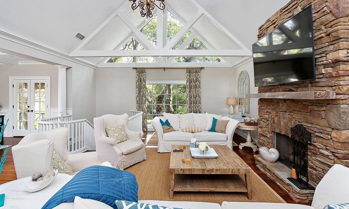 King City House | Golden Paradise - St Simons
