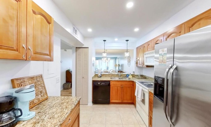Indian Shores Apartment | Golden Shores 407