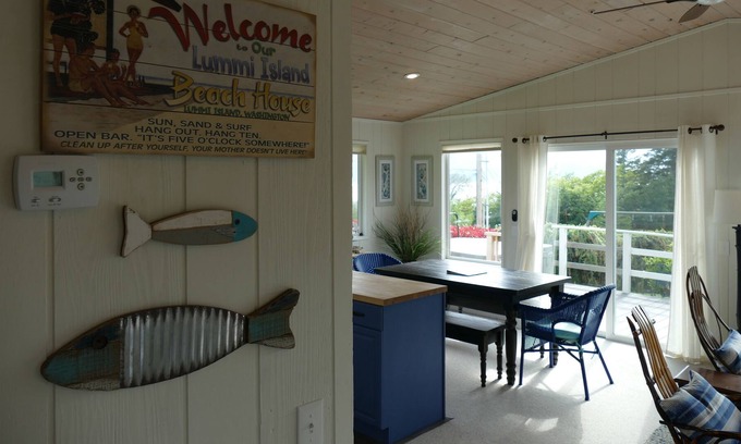 Lummi Island House | Golden Sunset/w Hot Tub & Beach and Free Standing "Mother In-Law" apartment