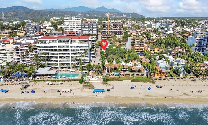 Bucerias Apartment | Golden Zone 1BR - Only 99 Steps to Beach!