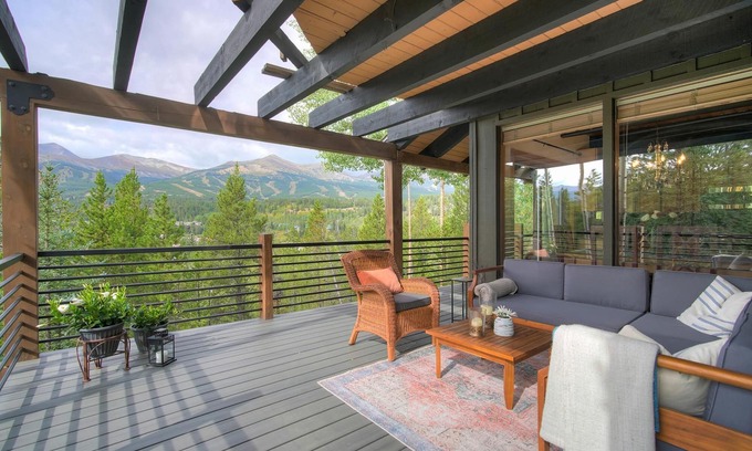 Weisshorn House | Goldenview Chalet in Breckenridge