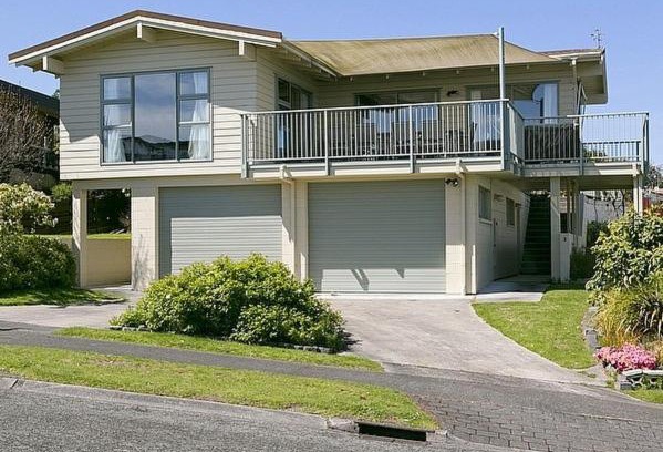 Richmond Heights House | Golders Heights - Taupo Holiday Home