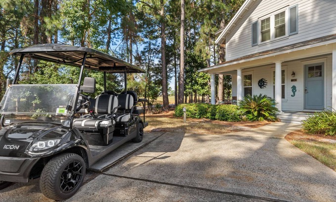 Laurel Grove House | Golf Cart ~ Private Porch ~ Family Friendly