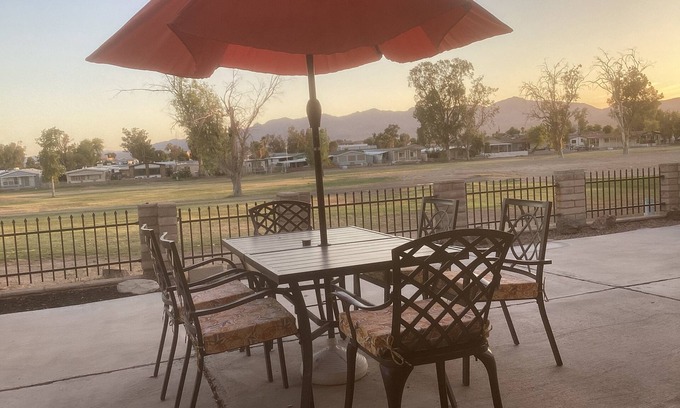 Bullhead City House | "Golf Club Nest" Chapparral Country Club Golf Course. 3 bedrooms, 2 baths home