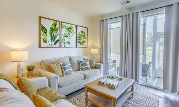 Carolina Forest Condo | Golf Course View & Pool Access: River Oaks Condo