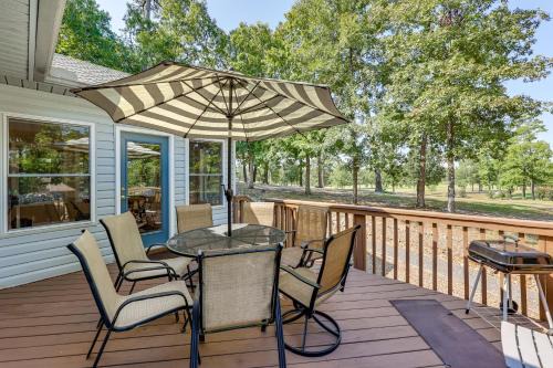 Hot Springs Village House | Golf, Fish and Hike Hot Springs Village Home!