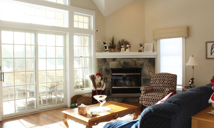 Rowland House | Golf & Ski Poconos Home