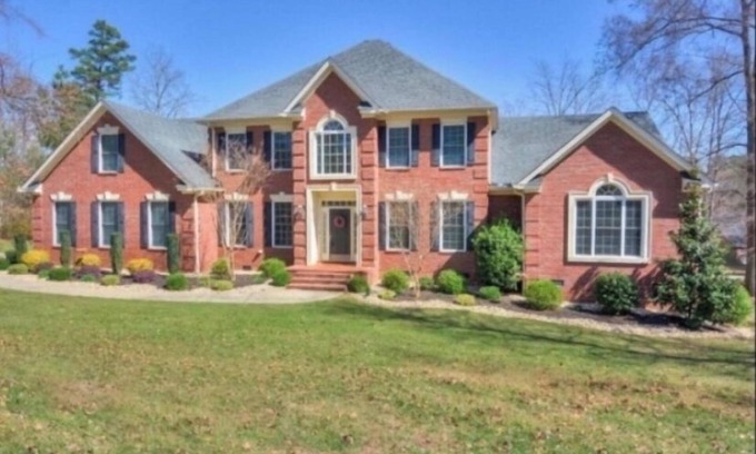 Evans House | Golf tournament rental