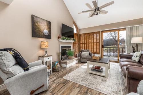 The Galena Territory House | Golfers Valleywood Getaway, The Galena Territory