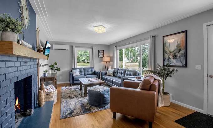 Ellicottville House | Gondola House- fun central! Quick walk to village and slopes, Fun Central! Game Room, Hot Tub, Steps