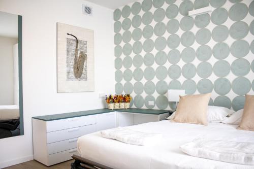 Lorenteggio Apartment | Gonin 58