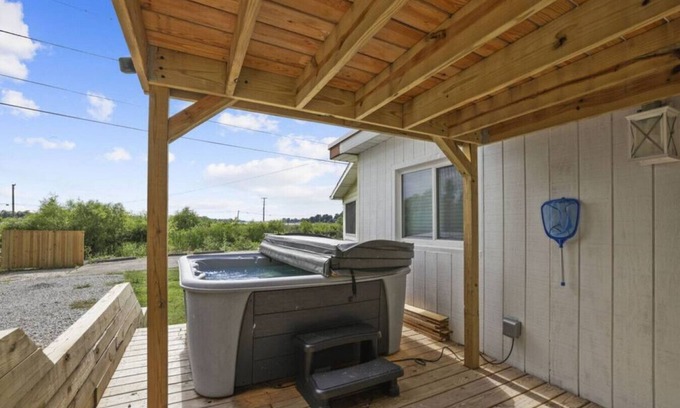 Nashport House | Good Vibes Only: Amazing view of Buckeye lake