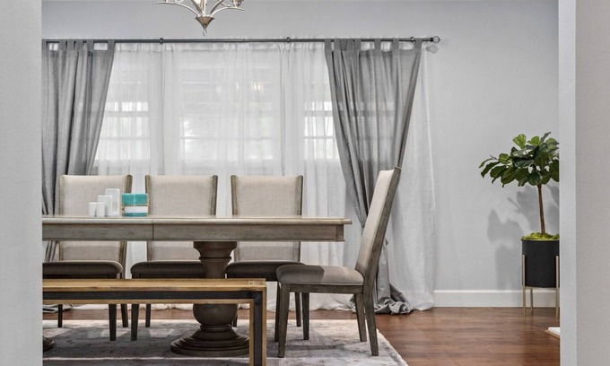 Granada Hills House | GOODE.HOMES - Cozy 4 bedroom single family home