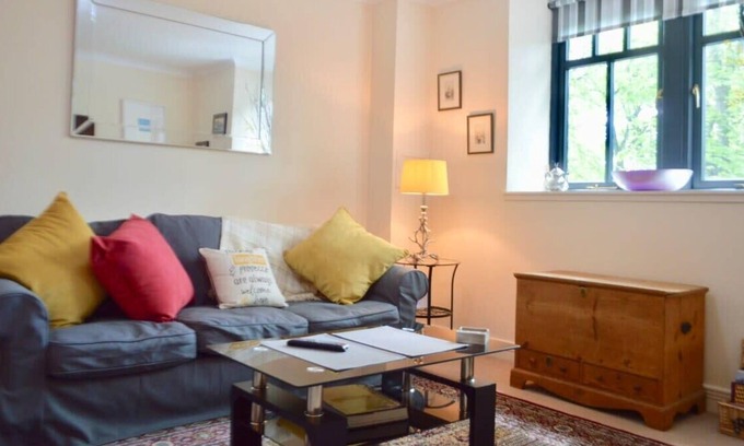 Bruntsfield Apartment | Gorgeous 2 Bedroom Apartment in Converted Church
