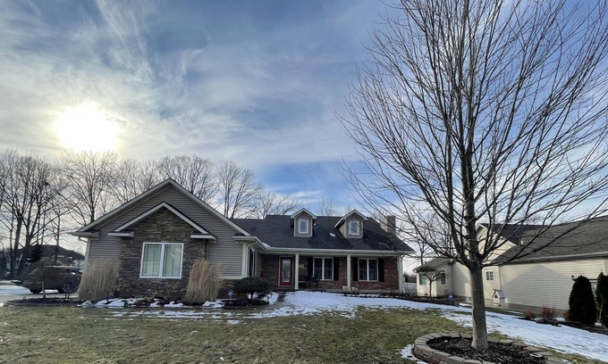 Grand Blanc Villa | Gorgeous 3 bed villa, ideal for family reunions