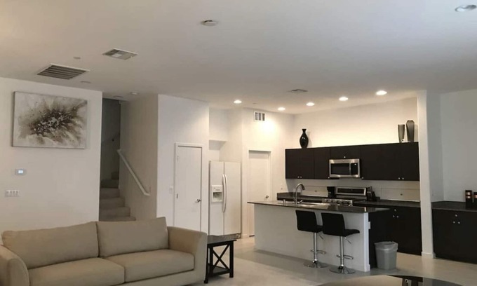 North Las Vegas House | Gorgeous 4 bedroom home with 2 master bedrooms