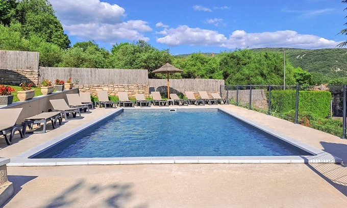 Vallon-Pont-d'Arc Apartment | Gorgeous apartment in Vallon pont d'arc