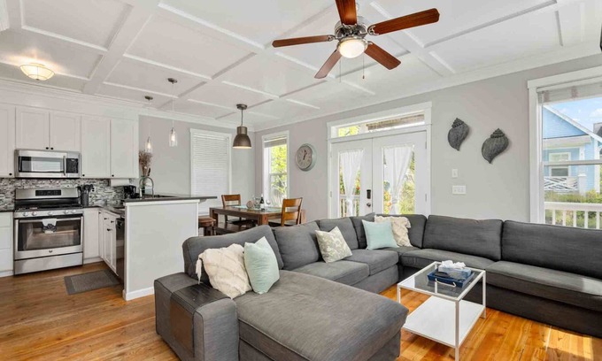 Lincoln Beach House | Gorgeous Coastal Bella Beach Escape, Pet Friendly, Private Deck w/Hot Tub, Short Walk to Beach