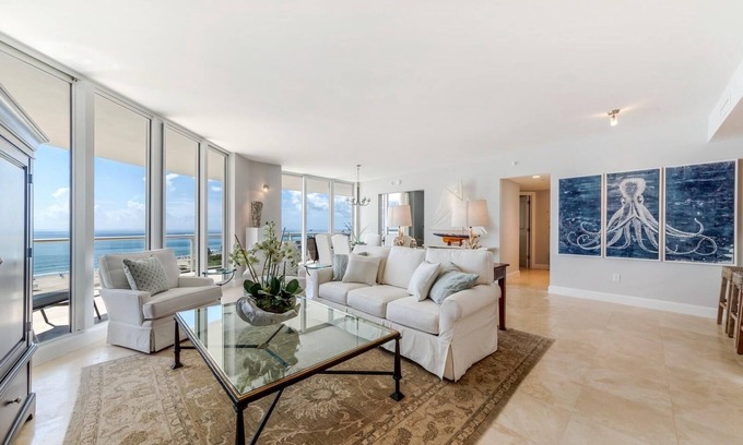 Singer Island Apartment | Gorgeous condo with breathtaking ocean view