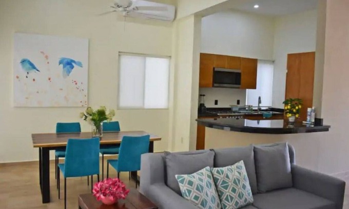 Crucecita House | Gorgeous & cozy house close to the beach & market.