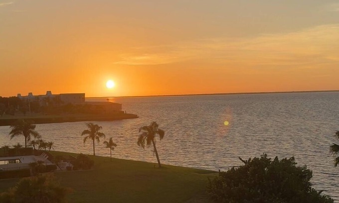 Punta Gorda Condo | Gorgeous Full Harbor Views, 2-bedroom condo in beautiful Punta Gorda Isles.